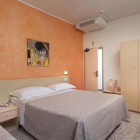 Hotel Alfa Tao Ριτσιόνε Εξωτερικό φωτογραφία