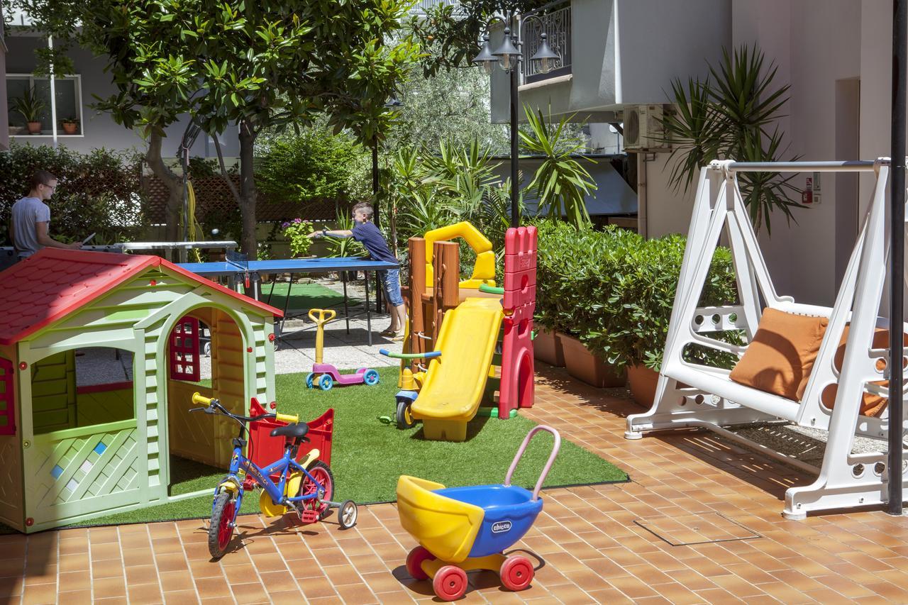Hotel Alfa Tao Ριτσιόνε Εξωτερικό φωτογραφία