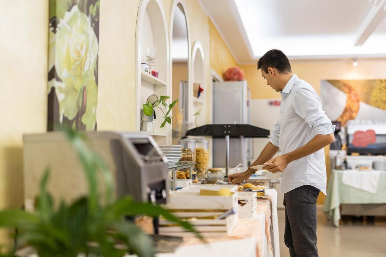 Hotel Alfa Tao Ριτσιόνε Εξωτερικό φωτογραφία